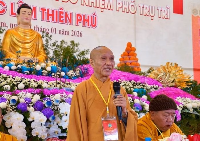 H&ograve;a thượng Th&iacute;ch Thanh Điện ban đạo từ