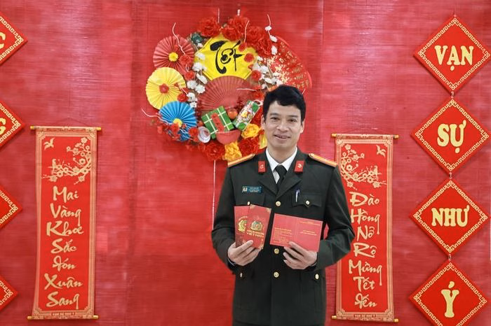 Thiếu t&aacute; Kiều Văn Hải sau khi hiến m&aacute;u