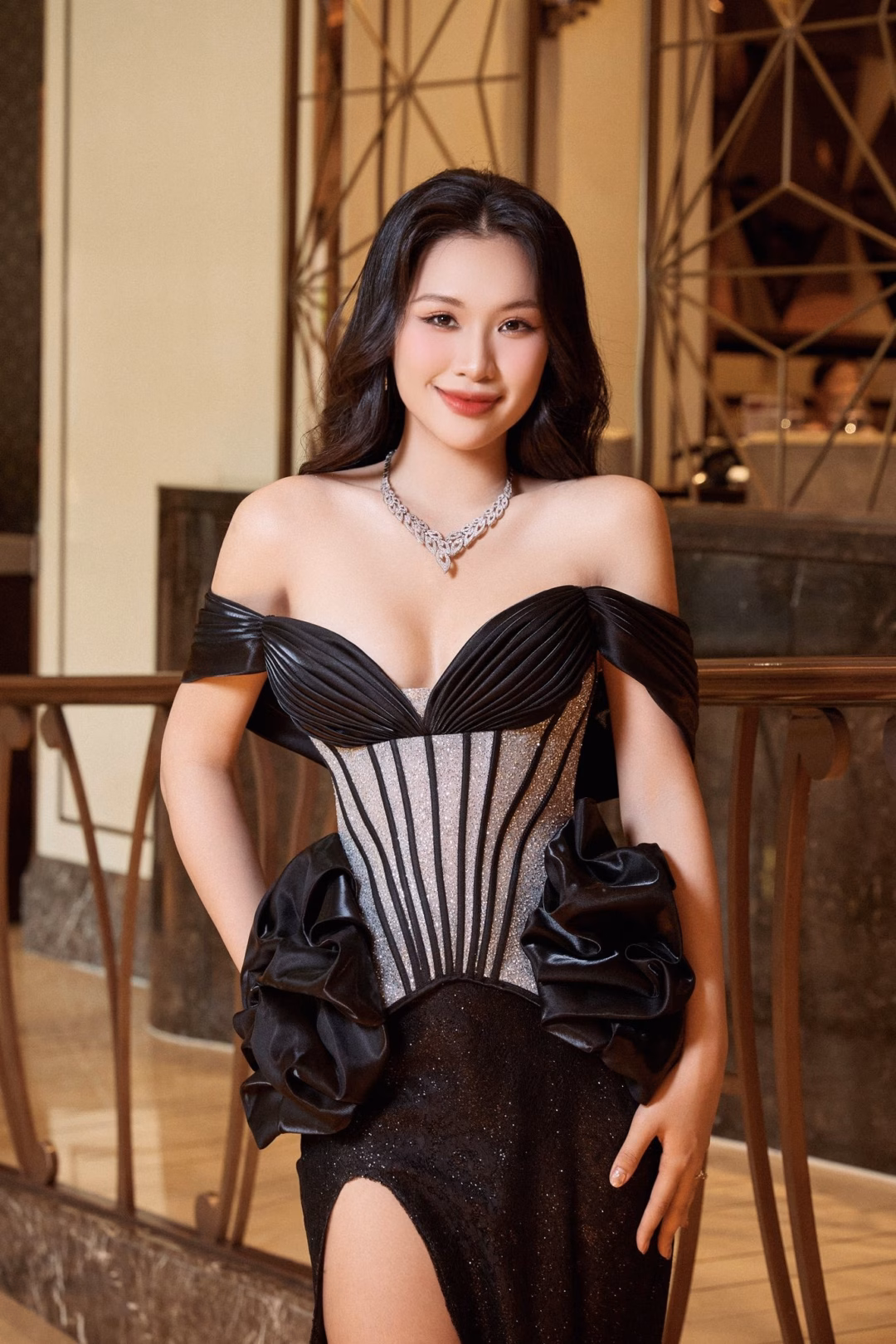 37 thí sinh tranh tài tại Vòng chung kết Cosmo Kid’s Star – Ngôi sao hoàn vũ nhí 2025 Trần Thu Huyền trong vai trò Catwalk Director