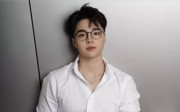 TikToker Tun Phạm chấm dứt hợp tác với thương hiệu mắt kính Anna Từng rộ tin đồn là 'chủ đứng sau', TikToker Tun Phạm chính thức rút khỏi chuỗi kính mắt quy mô lớn - Ảnh 3.
