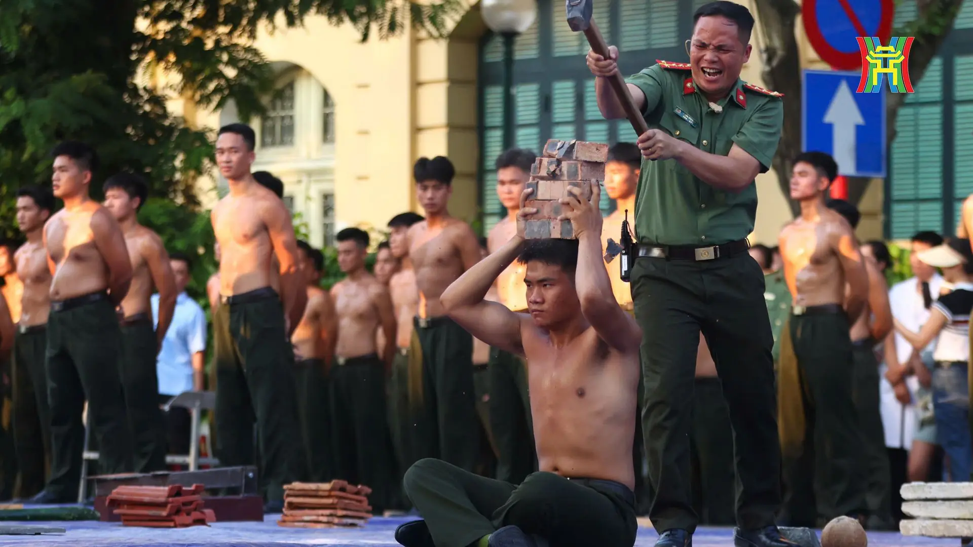Công an Hà Nội trình diễn kỹ thuật, võ thuật trong bảo vệ an ninh Tổ quốc Đài PTTH Hà Nội