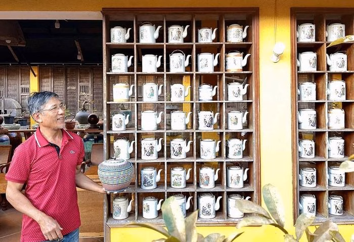 Bình trà ông tiên – kỷ vật thời bao cấp kỷ vật thời bao cấp: bình trà ông tiên