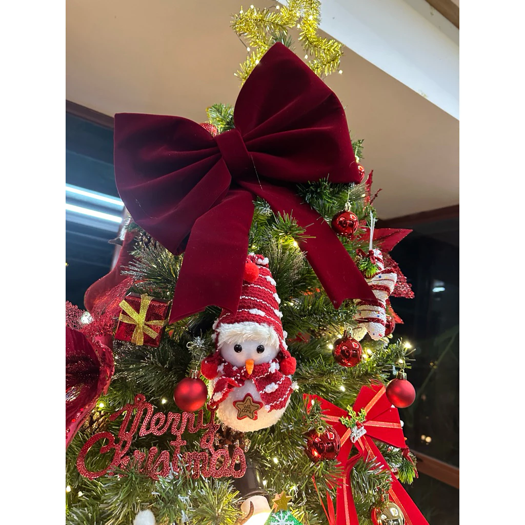 Làm thế nào để chọn nơ nhung Noel phù hợp với trang phục ngày lễ?