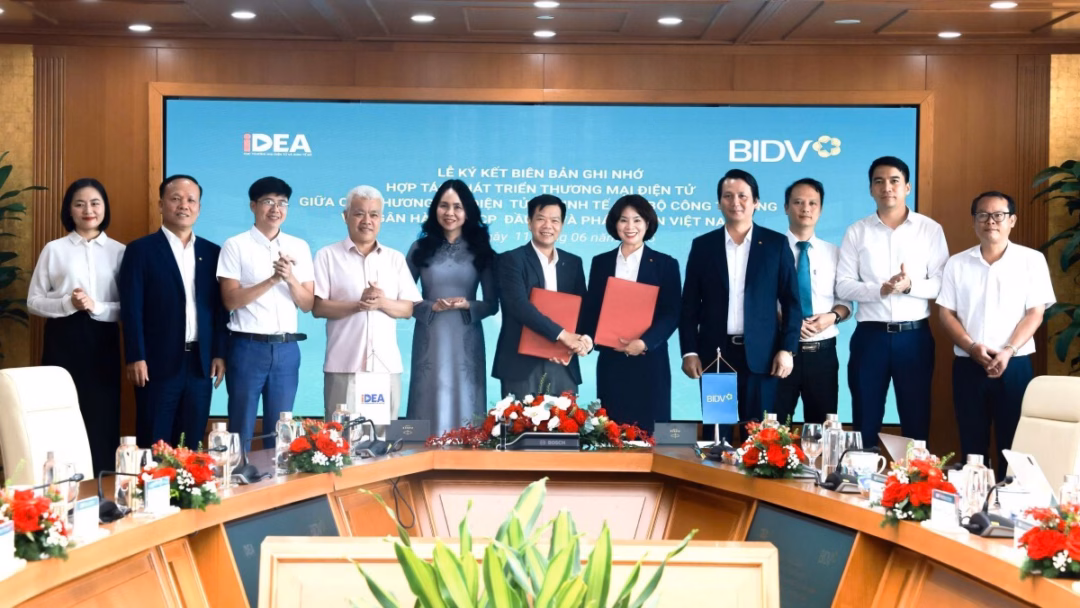 Nâng cao năng lực chuyển đổi số cho doanh nghiệp với trung tâm eComDX Chuyển đổi số vì sự hài lòng của người bệnh