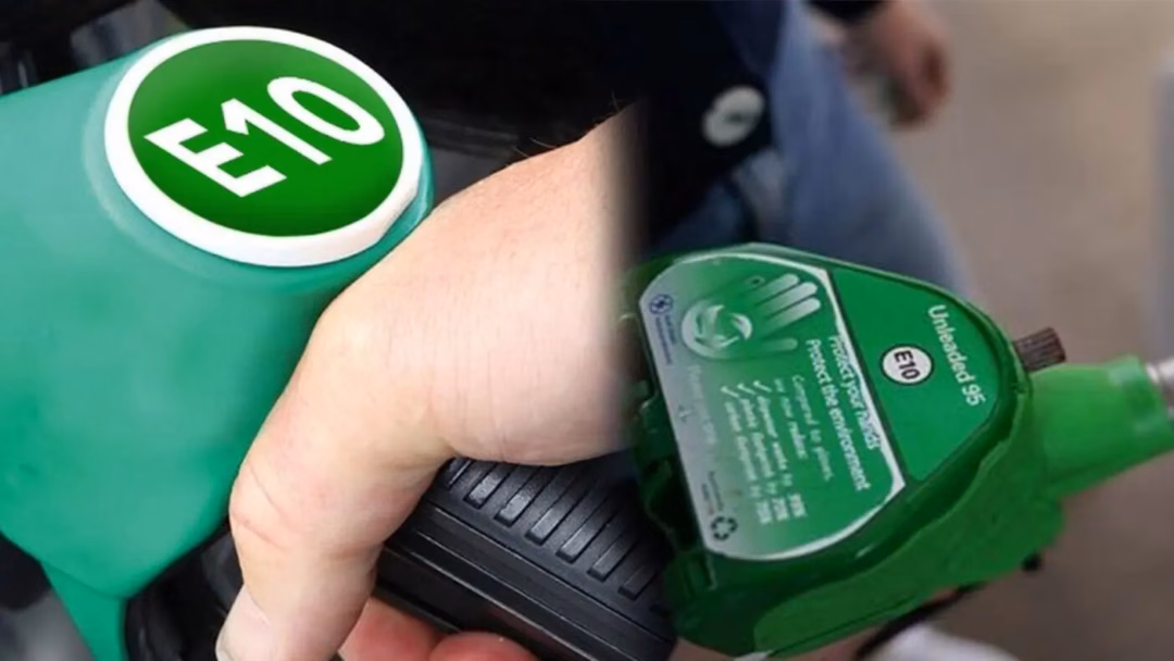 Việt Nam đối mặt thách thức chuyển đổi sang xăng E10 để đạt mục tiêu phát thải ròng bằng 0 vào năm 2050.
