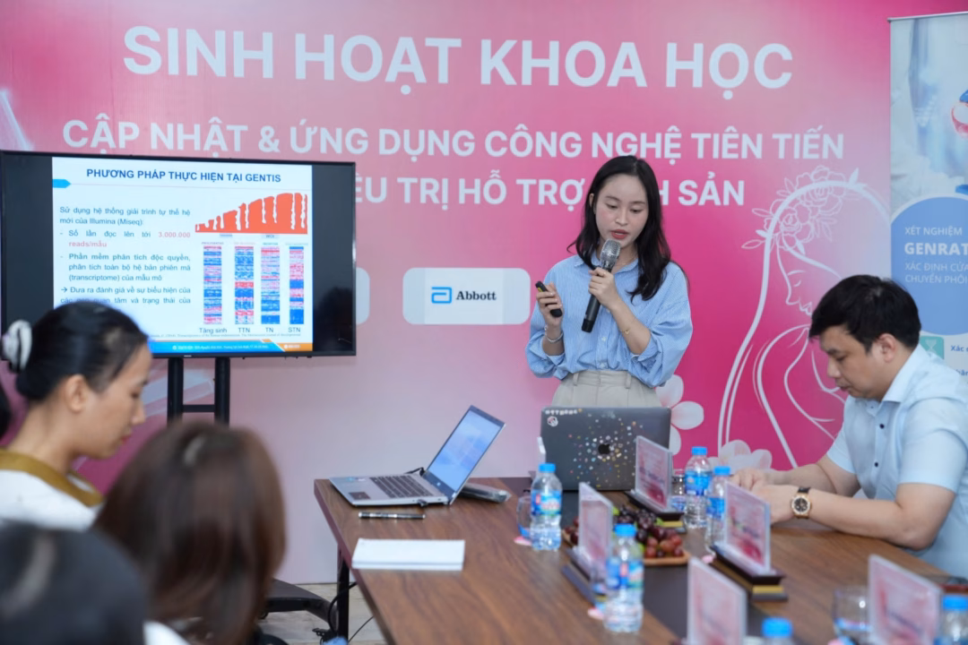 ThS. Nguyễn Thị Thanh Hằng (Chuyên viên GENTIS) mang đến những thông tin hữu ích về xét nghiệm Genratest mà GENTIS đang phát triển đến với buổi sinh hoạt khoa học.