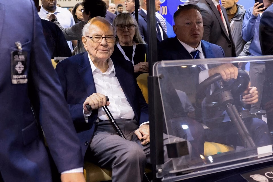 Tập đoàn Warren Buffett báo lãi giảm