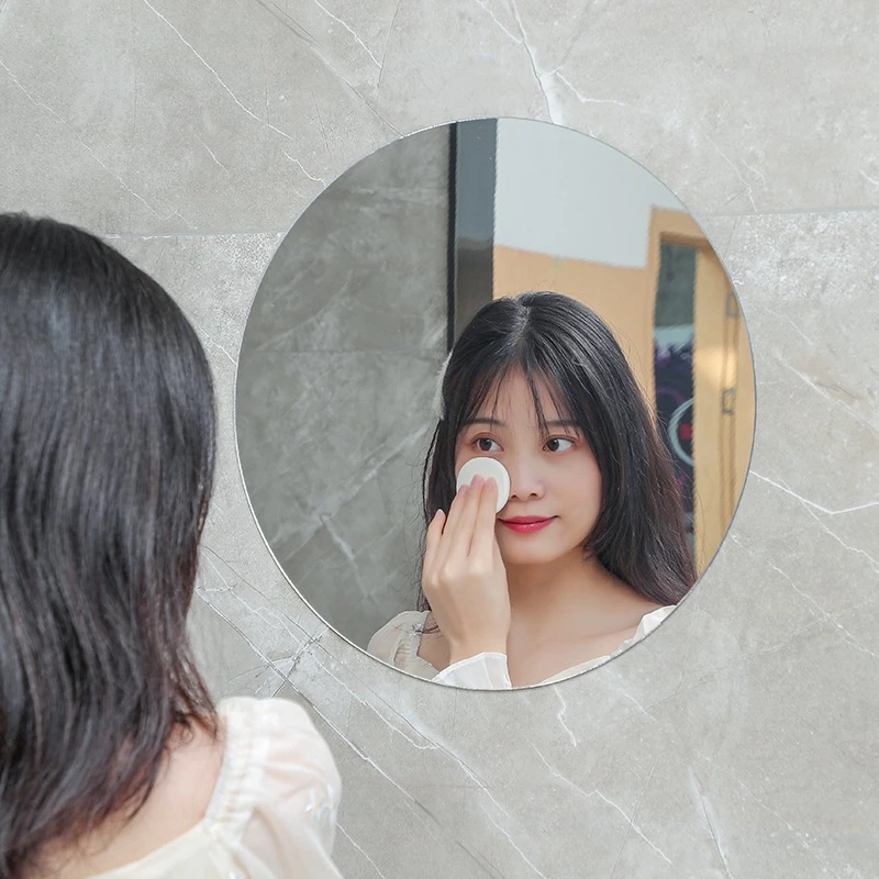 Làm thế nào để gương dán tường không bị mờ và luôn siêu nét?