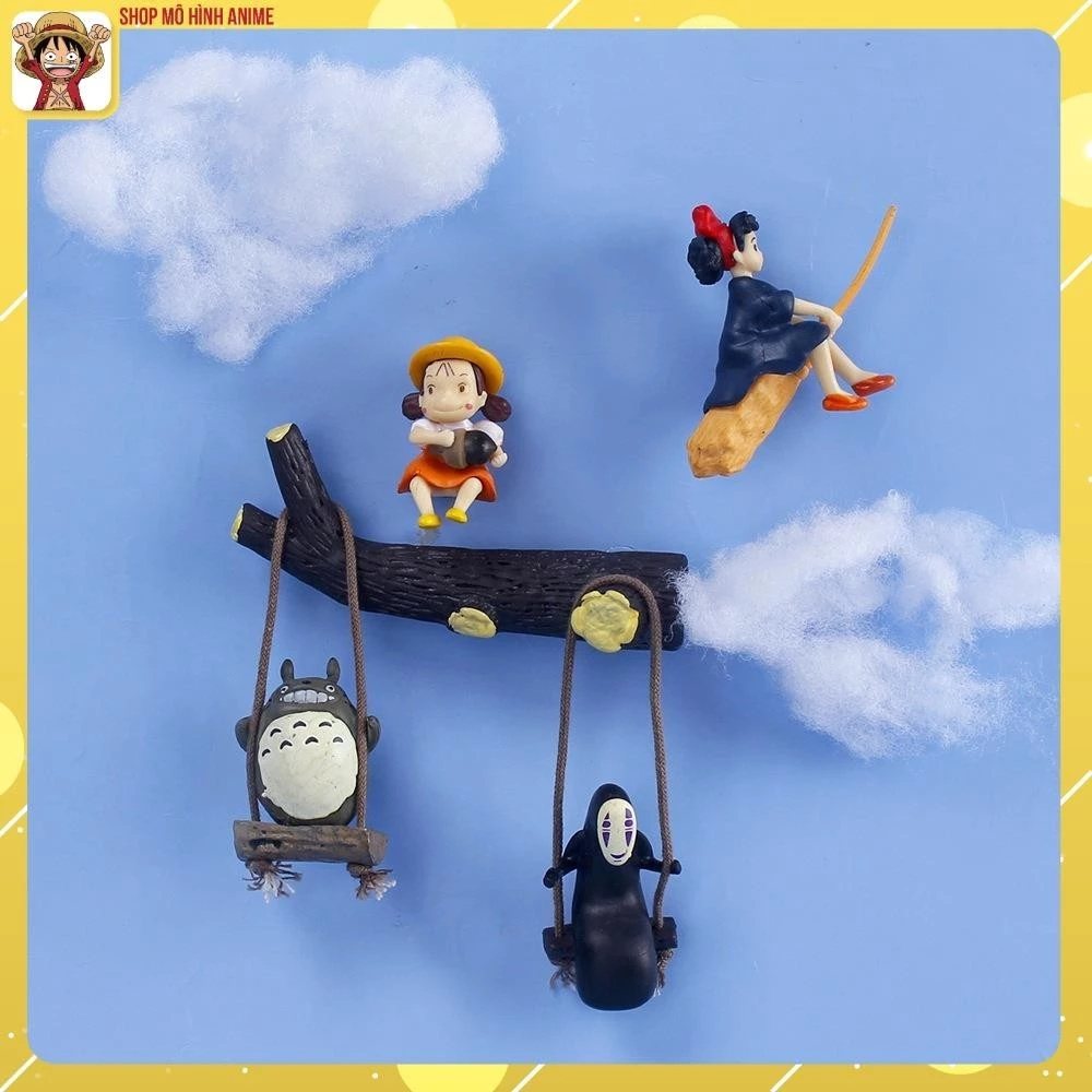 Làm thế nào để trang trí tủ lạnh với mô hình nhân vật hoạt hình mà không làm mất đi tính thẩm mỹ của căn bếp?