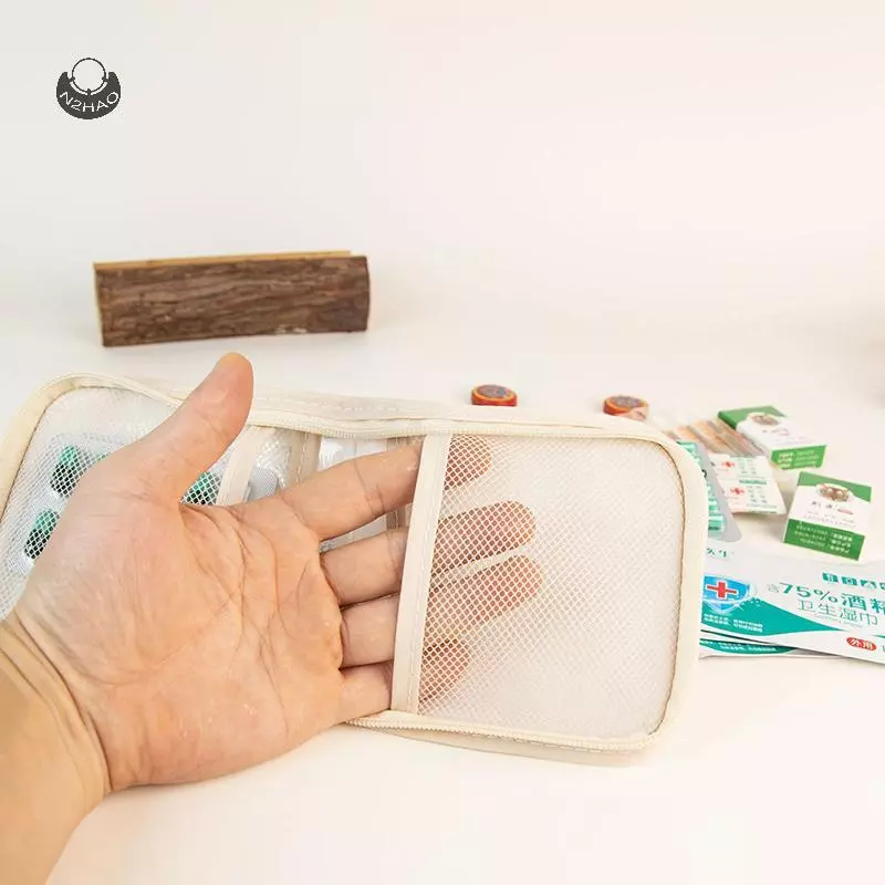 Làm thế nào để chọn túi sơ cứu phù hợp cho chuyến đi dài mà không bị quá trọng lượng