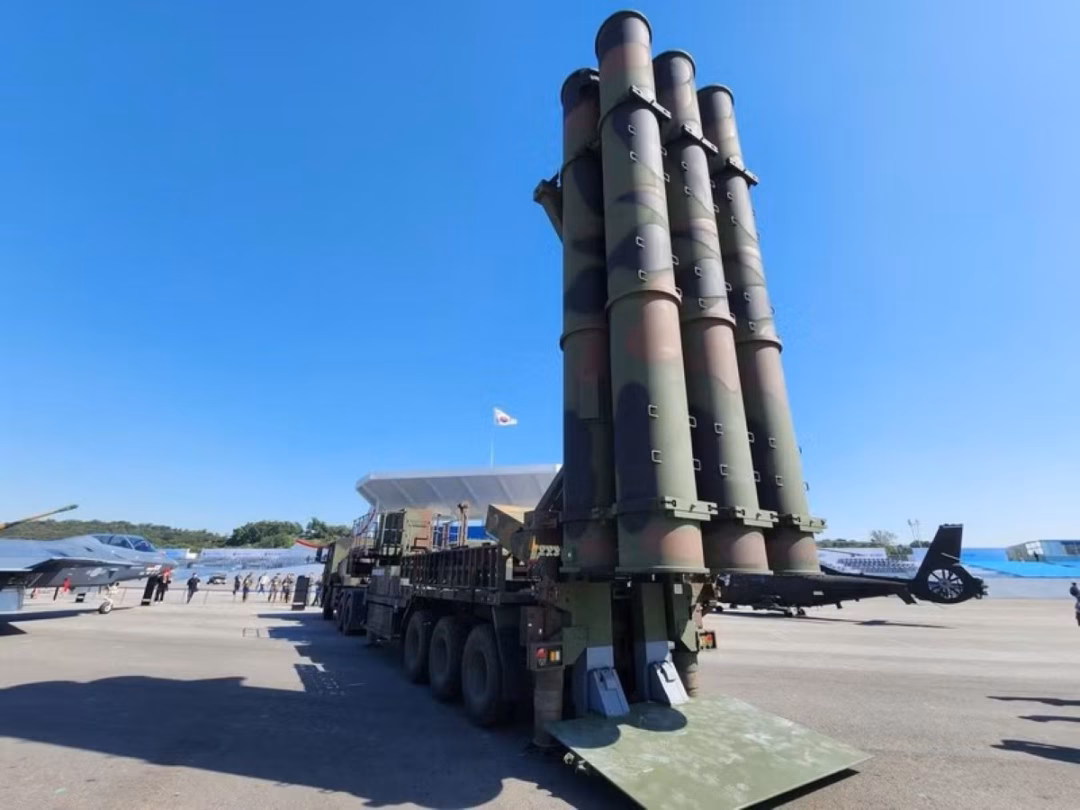 Chi tiết t&ecirc;n lửa đ&aacute;nh chặn L-SAM của Hanwha