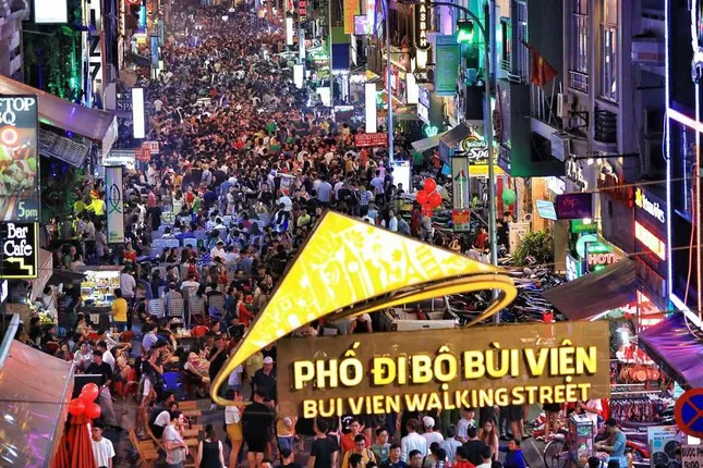 Tăng trưởng kinh tế qua bất động sản Cái gì hút vốn nhiều thì sẽ tăng trưởng rất nhanh