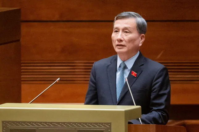 Chủ nhiệm Lê Quang Huy Chủ nhiệm Ủy ban Khoa học, Công nghệ và Môi trường Lê Quang Huy