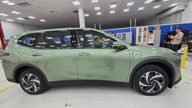 Kích thước Kích thước VinFast Limo Green