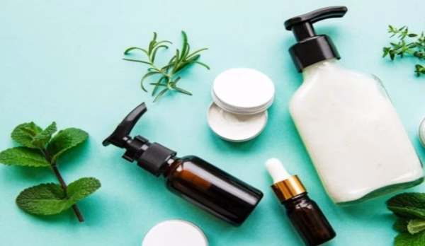 Thu hồi gần 300 số tiếp nhận phiếu công bố sản phẩm mỹ phẩm nhập khẩu Thu hồi gần 300 số tiếp nhận phiếu công bố sản phẩm mỹ phẩm nhập khẩu