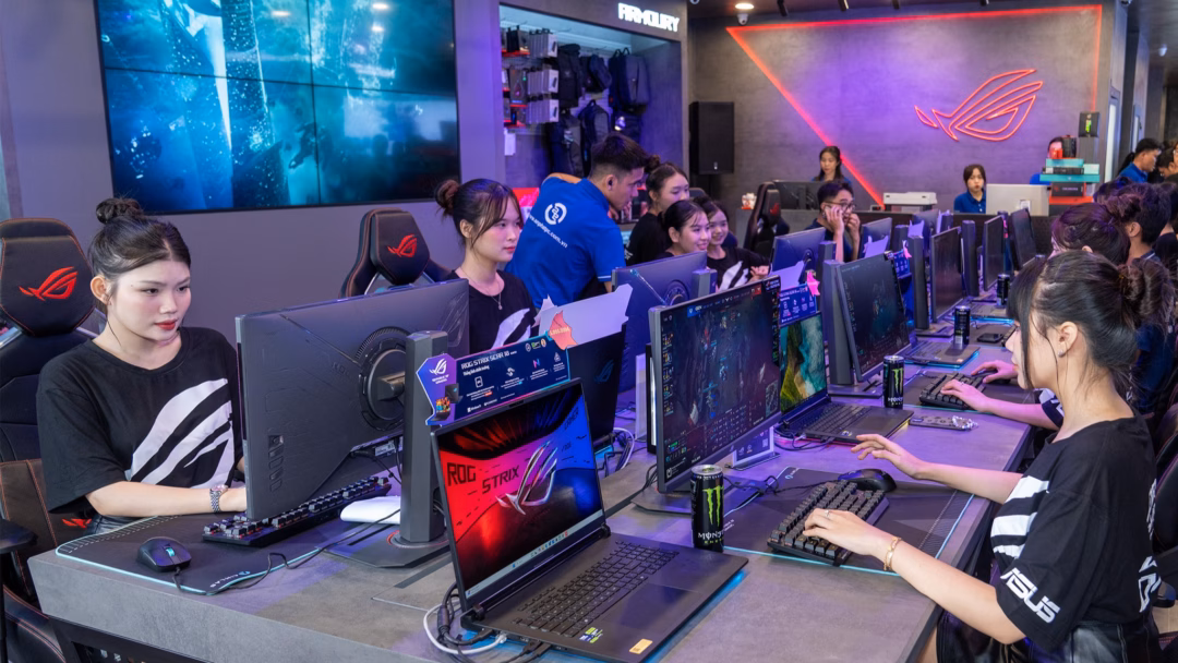 ROG Exclusive Store đầu tiên tại Việt Nam chính thức khai trương: Không gian trải nghiệm gaming toàn diện, chuẩn quốc tế