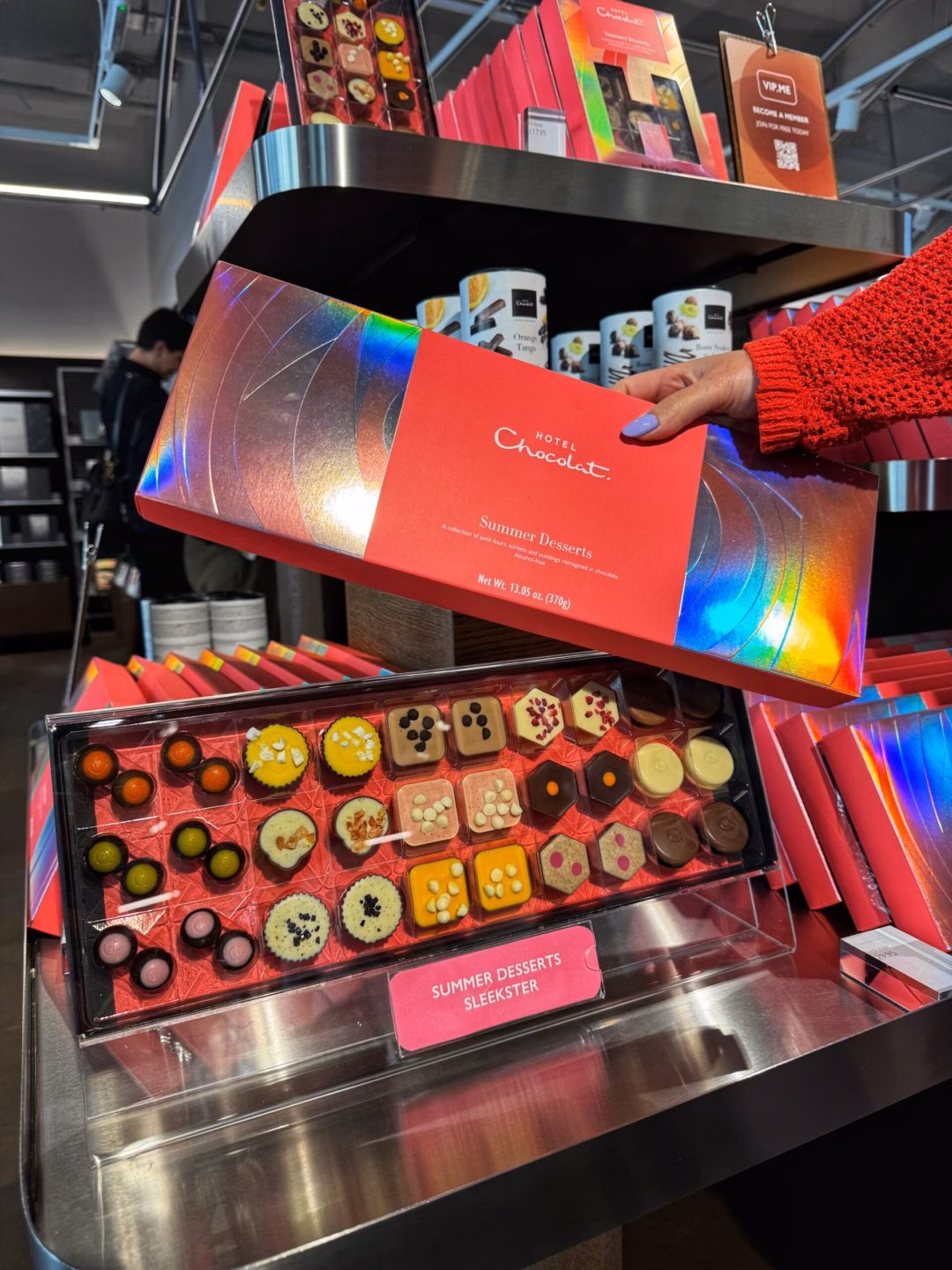 Hotel Chocolat mở quán cà phê Velvetiser đầu tiên tại Manchester The chocolate boxes at Hotel Chocolat