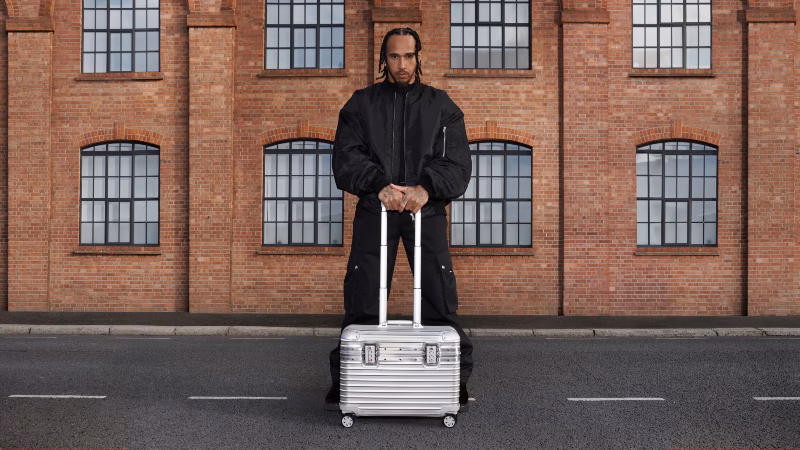 Lewis Hamilton và chiếc vali RIMOWA – Đam mê tốc độ và những chuyến đi tỷ đô lewis hamilton va rimowa - 2