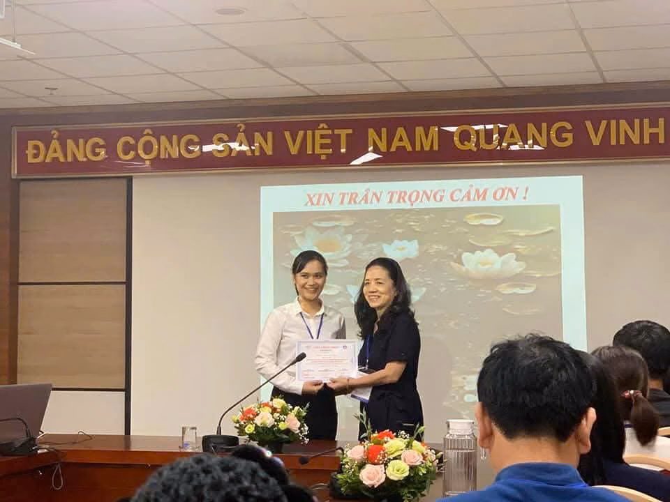 Người thầy thuốc chữa bệnh bằng tri thức, trái tim và lòng biết ơn 1