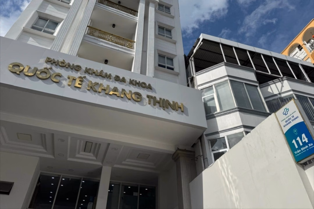 TP HCM: 2 phòng khám bị phát hiện ‘vẽ bệnh, moi tiền’ bị xử lý nghiêm Hàng trăm hình ảnh chụp cổ tử cung bệnh lý có sẵn trong máy tính của bác sĩ D. tại phòng khám (Ảnh: SYT).