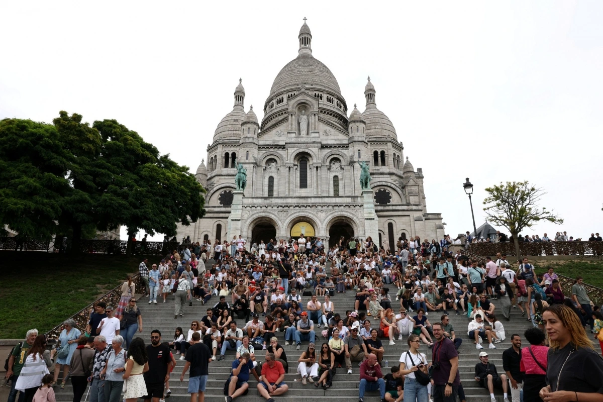 Vương cung thánh đường Sacre-Coeur tọa lạc trên đỉnh đồi Montmartre tại Paris, Pháp. Nguồn: Reuters