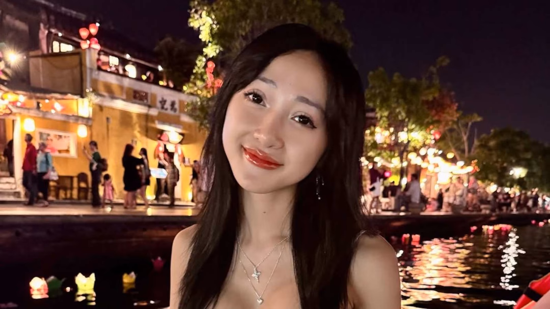 Body Positive Influencer Claro Dao Says She Lost 500k Followers After Breast Implants