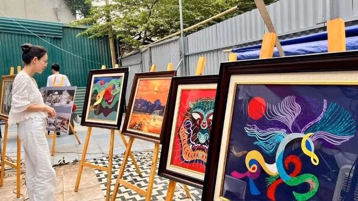 G&oacute;c trưng b&agrave;y sản phẩm thủ c&ocirc;ng s&aacute;ng tạo của VỤN Art