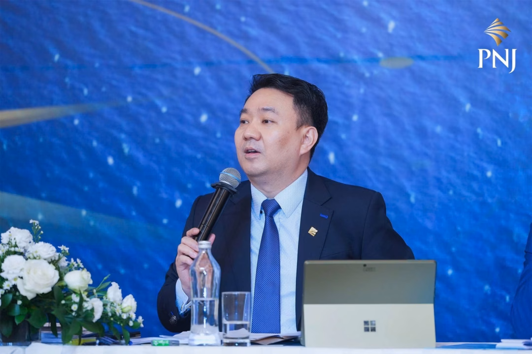Cửa hàng PNJ Cửa hàng PNJ với thiết kế hiện đại