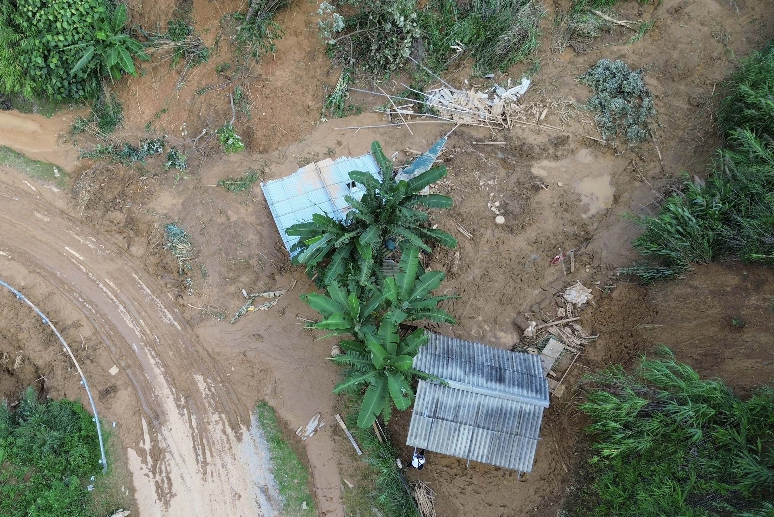 Ngôi nhà của gia đình anh Ná bị xóa sổ