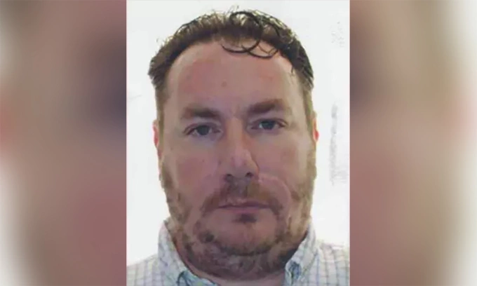 Gareth Samuel Davies - nhân viên ngoại giao Anh Gareth Samuel Davies - nhân viên ngoại giao Anh bị cáo buộc gián điệp