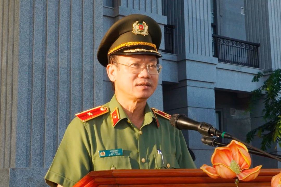 Lễ công bố Tổ Cảnh sát Cơ động mạnh tại Tây Ninh Lễ công bố Tổ Cảnh sát Cơ động mạnh tại Tây Ninh