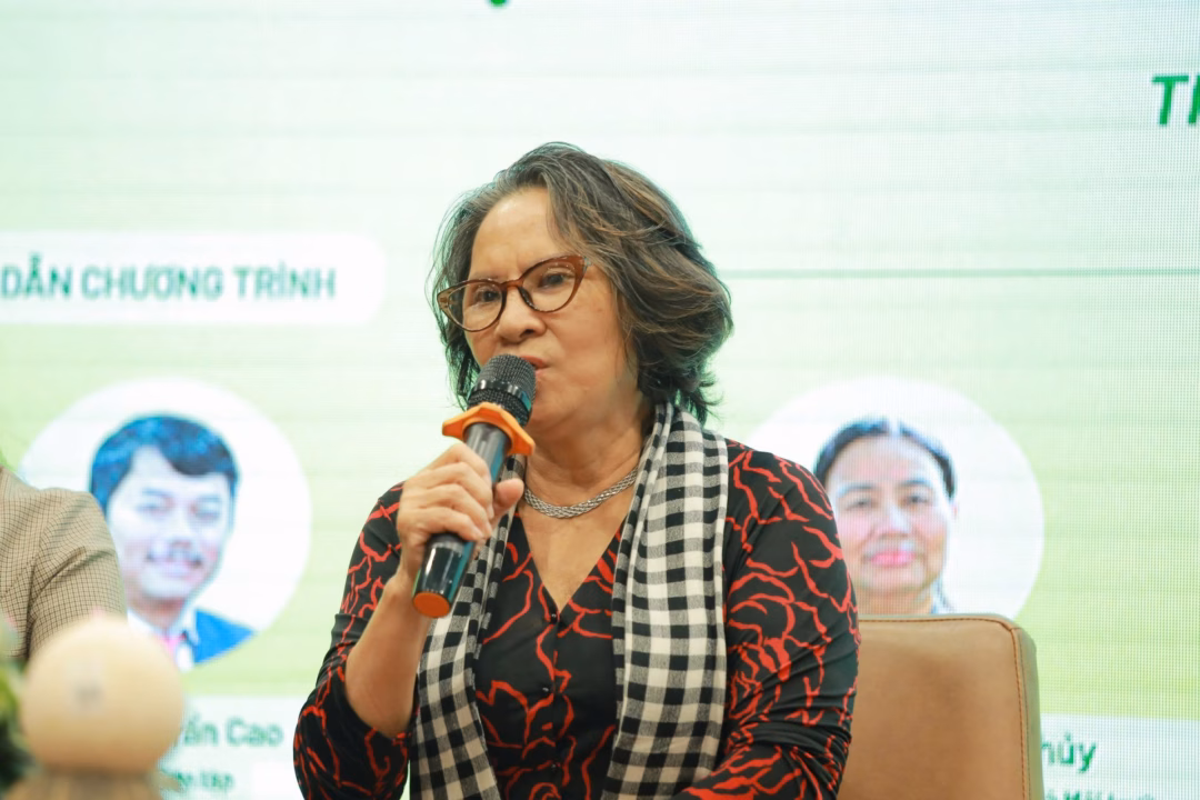 Cách mạng công nghệ để xuất khẩu trái cây tỷ đô la Bà Nguyễn Thị Kim Thanh, Chủ tịch Hiệp hội Dừa Việt Nam, cho rằng, để phát triển bền vững, ngành dừa cần có nguồn nguyên liệu ổn định về chất lượng và sản lượng.