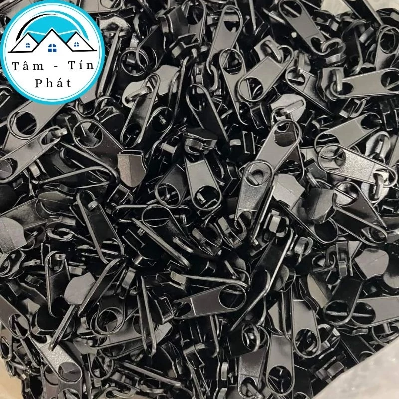 Mua khóa số bằng kim loại có thực sự đáng tin? Tôi đã học được bài học đắt giá sau 6 tháng sử dụng