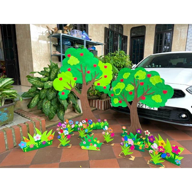 Làm thế nào để chọn cây trang trí sân khấu lắp ghép bằng gỗ phù hợp với không gian sự kiện của bạn?