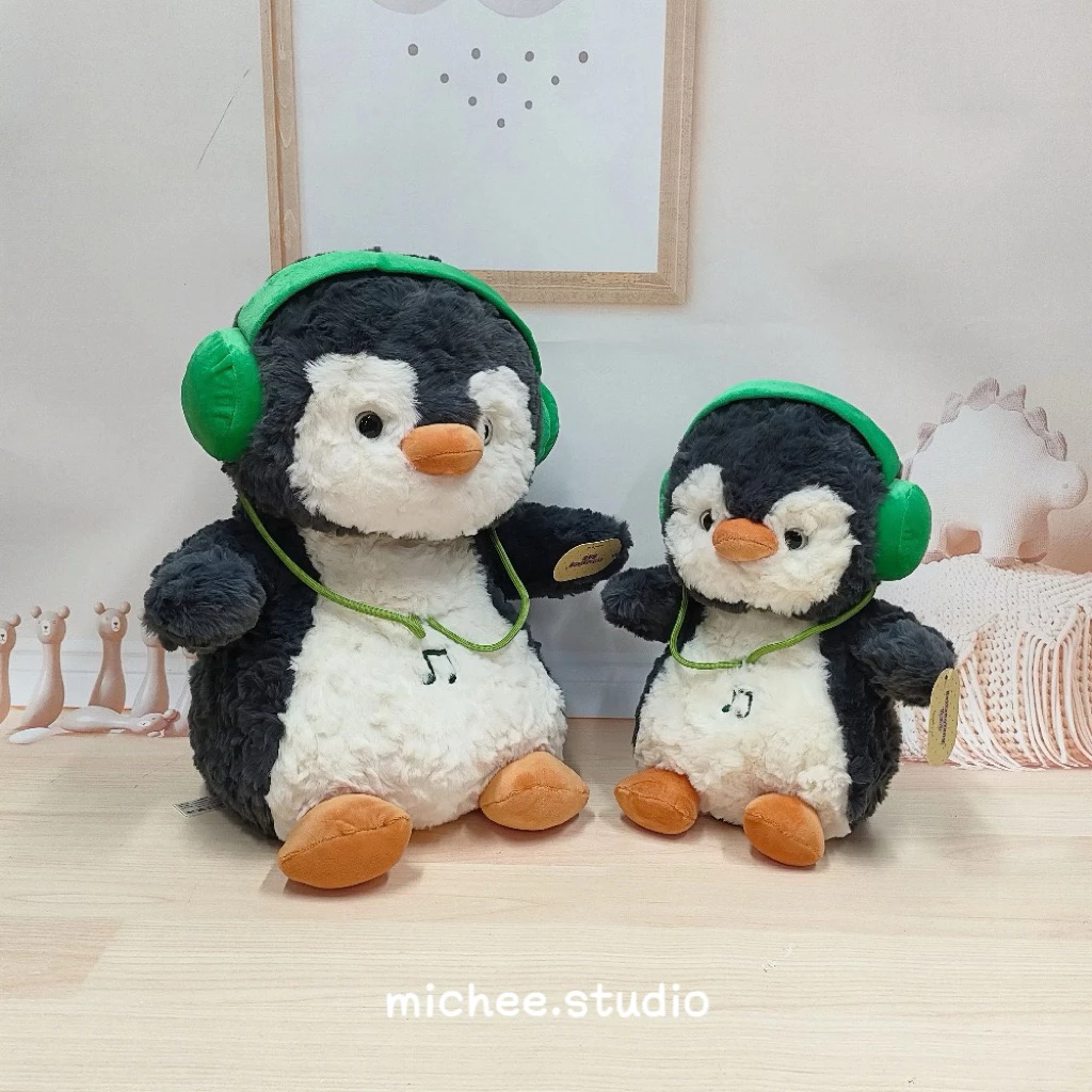 Tại sao gấu bông đeo tai nghe lại trở thành món quà bất ngờ cho cả người lớn và trẻ em?