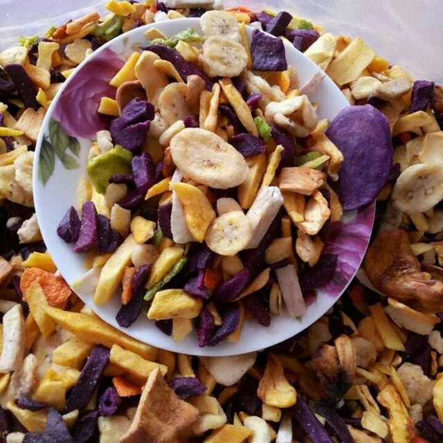 Tại sao hoa quả sấy vụn giòn lại trở thành cứu cánh cho bữa xế của tôi?