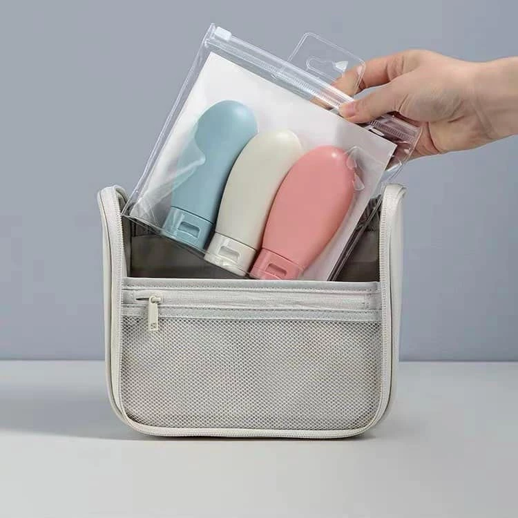 Làm thế nào để chọn set lọ chiết mỹ phẩm du lịch phù hợp và tránh lãng phí không gian hành lý?