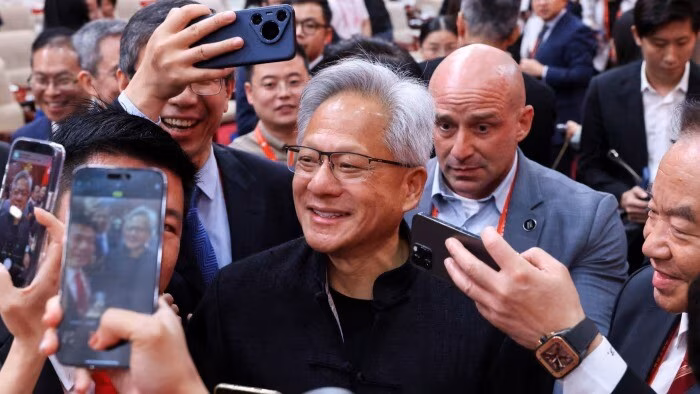 CEO Nvidia: Các mô hình AI của Trung Quốc đạt đẳng cấp thế giới Nvidia thông báo sẽ sớm nối lại việc bán chip H20 tại Trung Quốc sau khi nhận được đảm bảo từ Chính phủ Mỹ