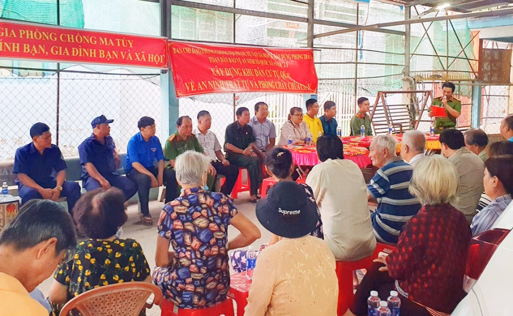Đấu tranh hiệu quả với tội phạm công nghệ cao, nhiều cá nhân và tập thể được khen thưởng