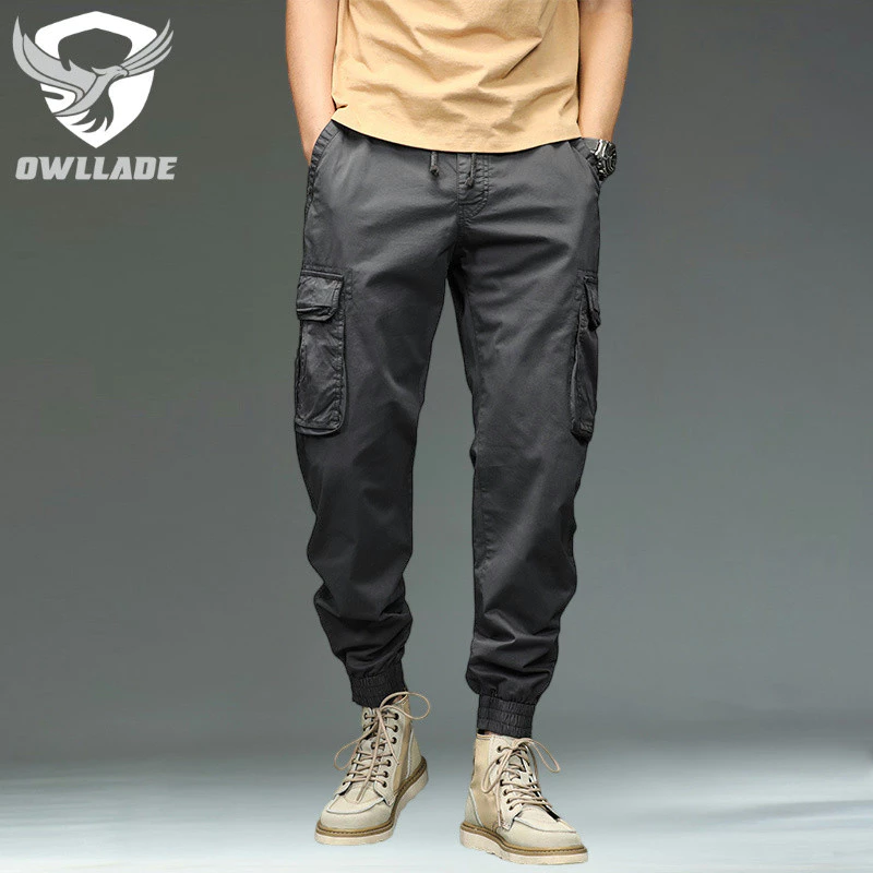 Mặc quần jogger rời cho nam mà vẫn bị lỗi thời, đây là bí kíp chọn đồ đúng cách