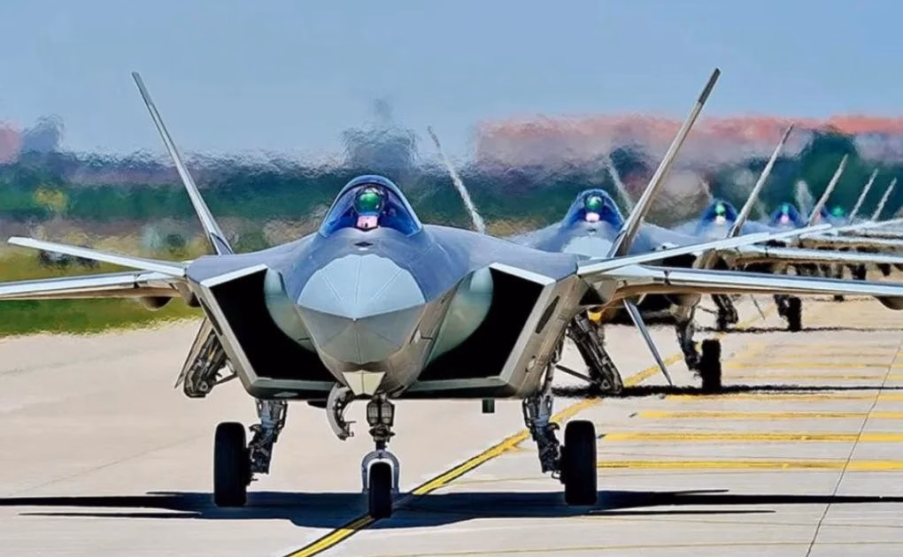 Chiến đấu cơ J-20 Tiêm kích J-20 Mãnh Long của Trung Quốc