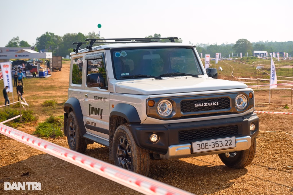 Suzuki Jimny giảm giá Suzuki Jimny giảm giá sốc