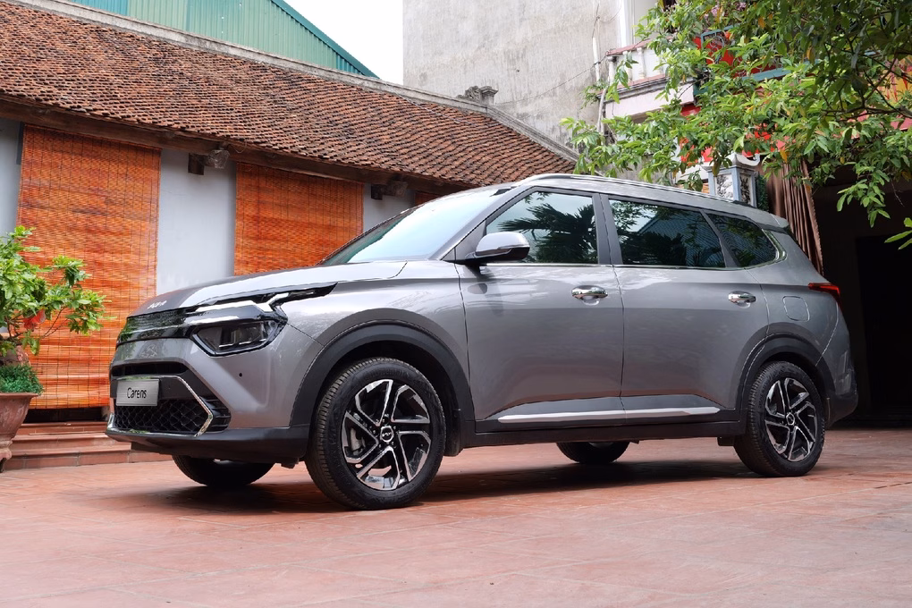 Kia Carens giá tốt Kia Carens giá tốt