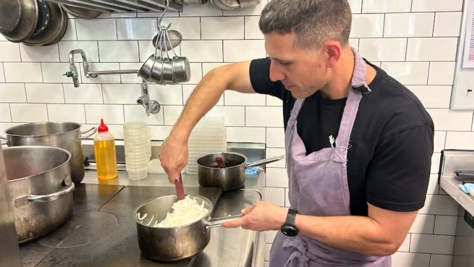 Bếp trưởng Tony Schifilliti