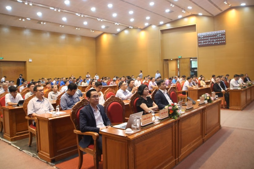 Các đại biểu tham dự hội thảo Các đại biểu tham dự hội thảo