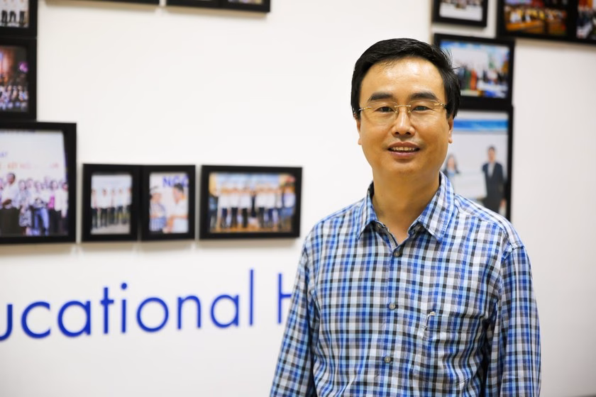 GS.TS Võ Xuân Vinh GS.TS Võ Xuân Vinh
