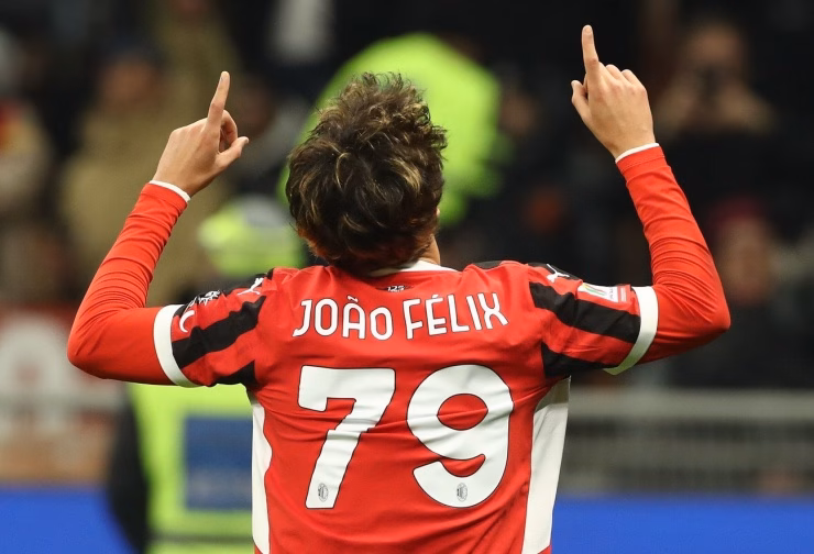 Siêu sao bóng đá João Félix: 208 triệu euro và vẫn chưa tỏa sáng Felix cũng không giỏi đối phó với áp lực được tạo ra từ phí chuyển nhượng và mức lương cao ngất.