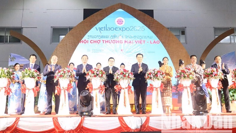 Hội chợ Thương mại Việt – Lào: Cơ hội kết nối và phát triển kinh tế giữa hai nước
