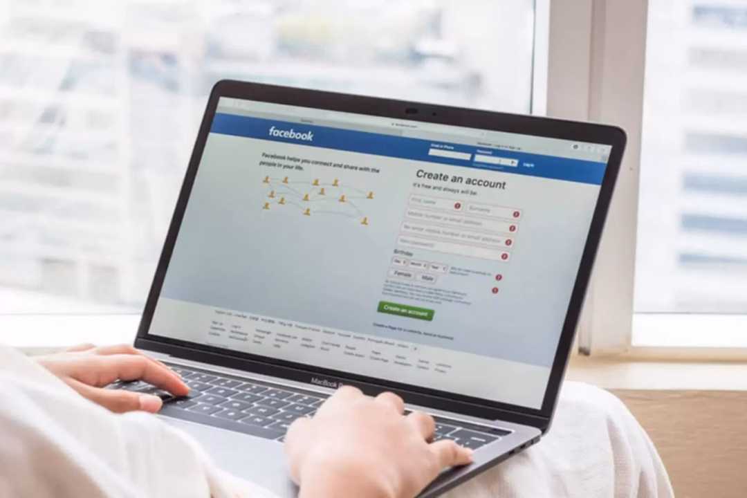 Cách khôi phục tài khoản Facebook khi quên số điện thoại và email Tìm tài khoản bằng Facebook khác.