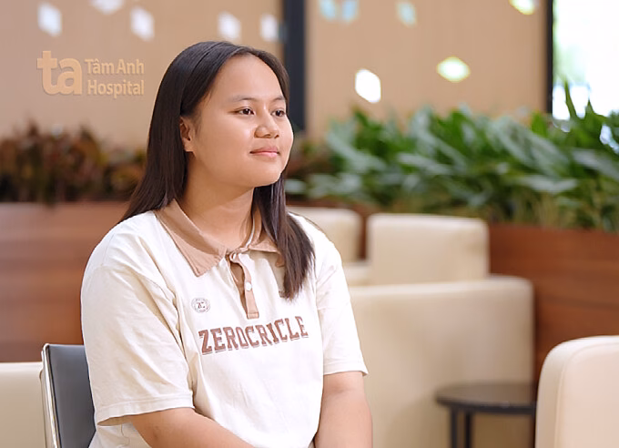 Cô gái 15 tuổi giảm 6 kg sau một tháng điều trị béo phì